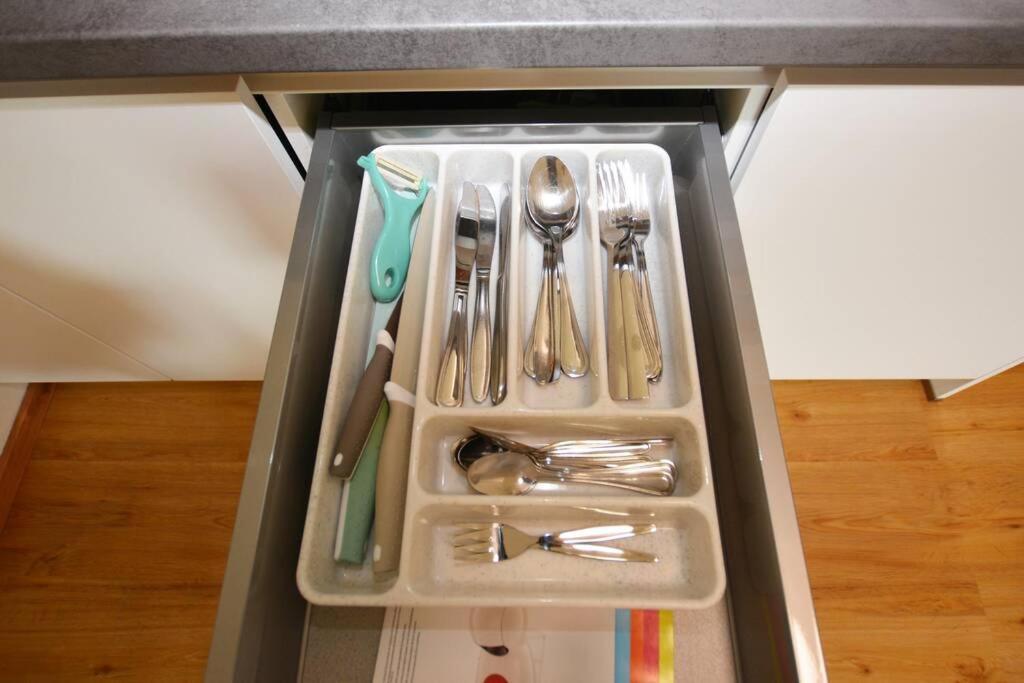 Alpenblick - Modernes Apartment In Ruhelage วิลลาค ภายนอก รูปภาพ