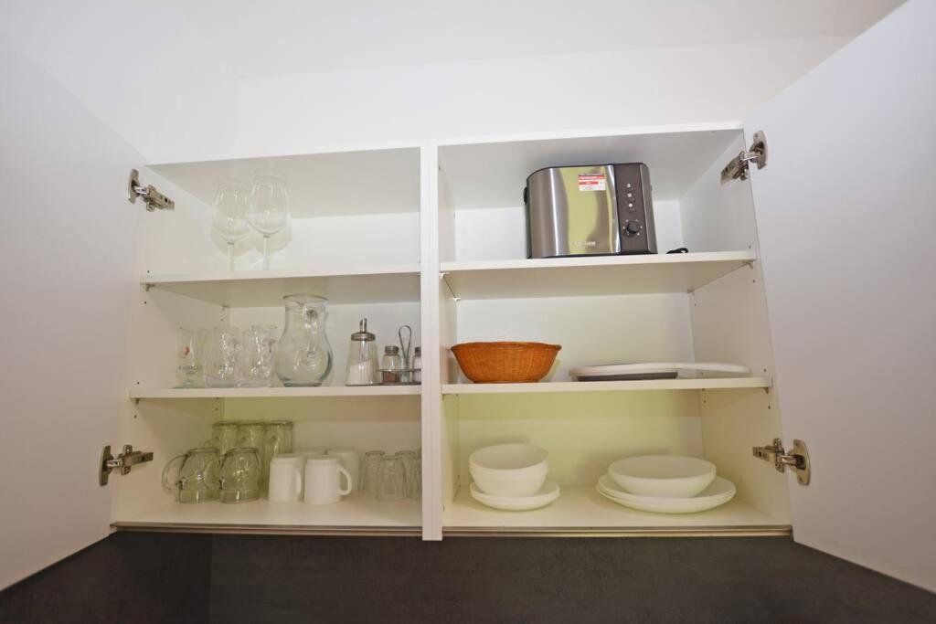 Alpenblick - Modernes Apartment In Ruhelage วิลลาค ภายนอก รูปภาพ
